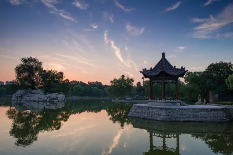 邢台高科技产品重塑未来,科技魅力的沉浸式体验